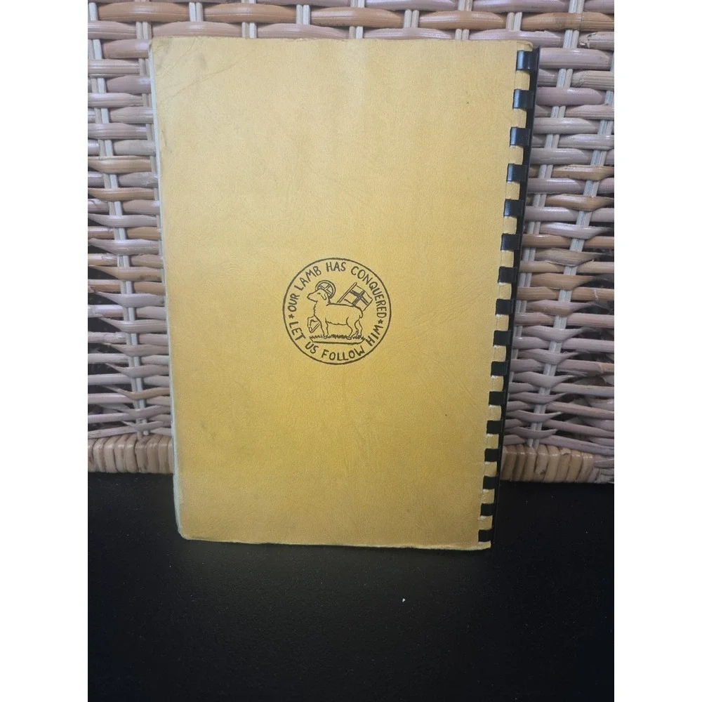 The Hopewell Dinner Bell Moravian Church Winston-Salem NC 1971 Cookbook Spiral‎